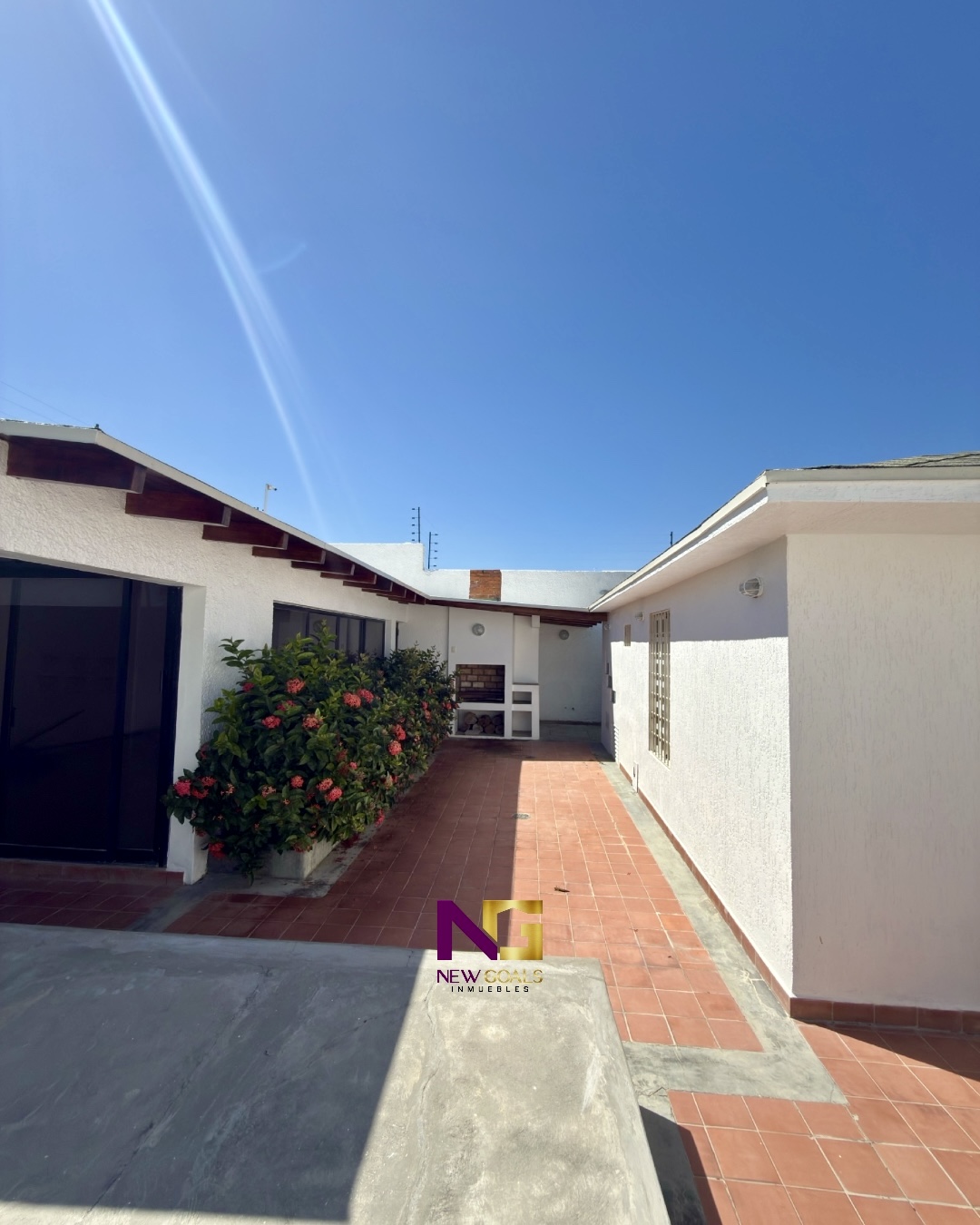 En-venta-Casa-con-excelencia-y-amplitud-en-Costa-Azul-11