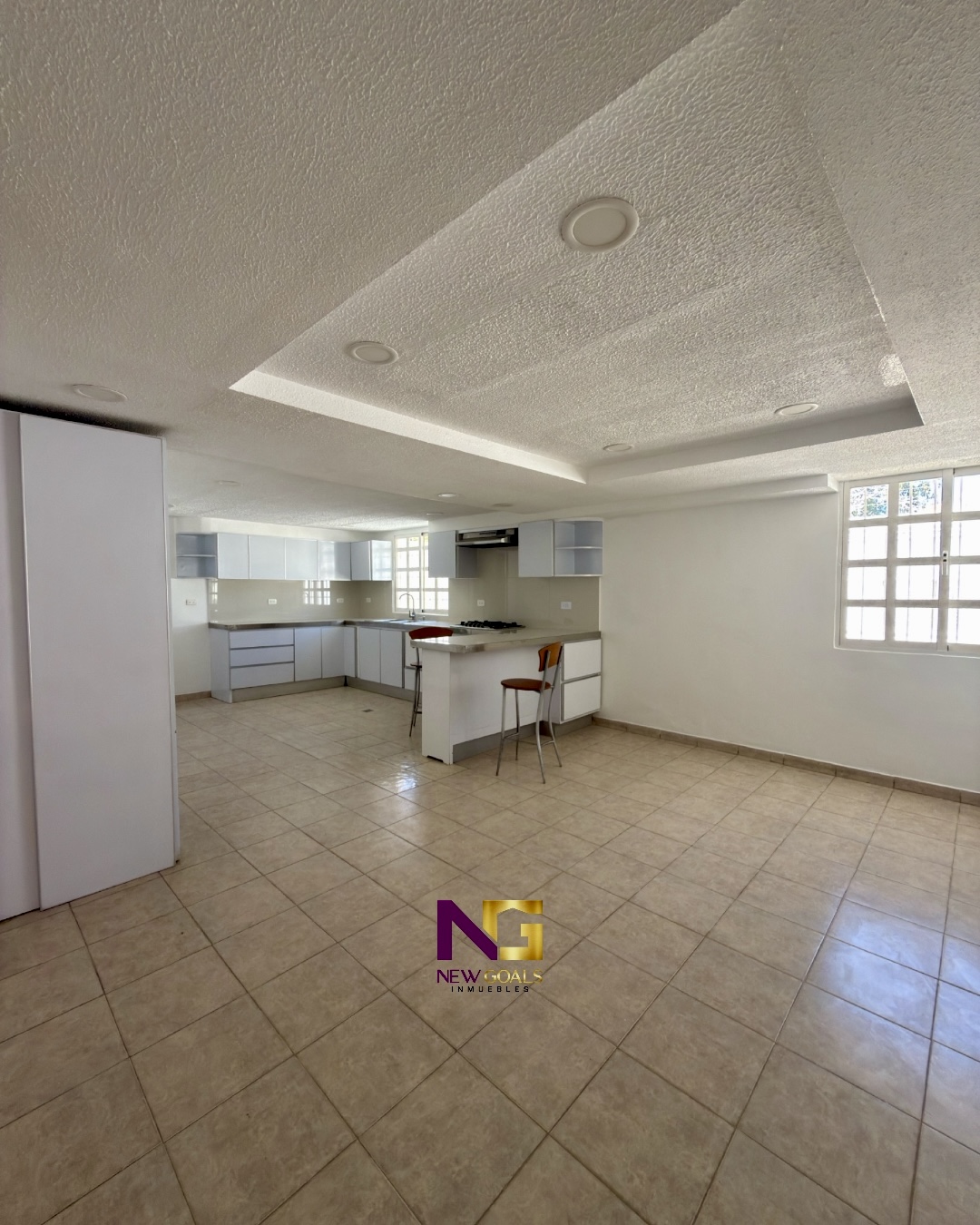 En-venta-Casa-con-excelencia-y-amplitud-en-Costa-Azul-3