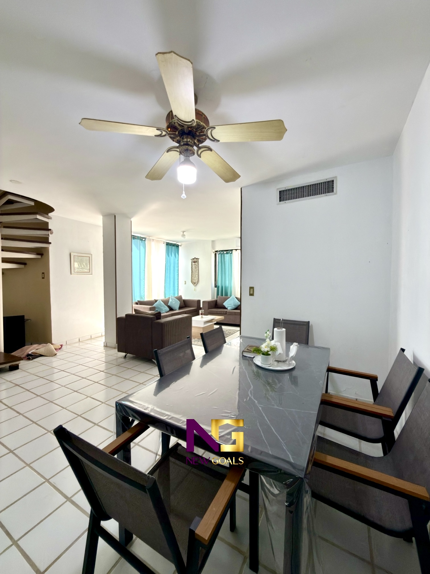 En-venta-PH-en-Urbanizacion-Jorge-Coll-Guatacare-Park-9