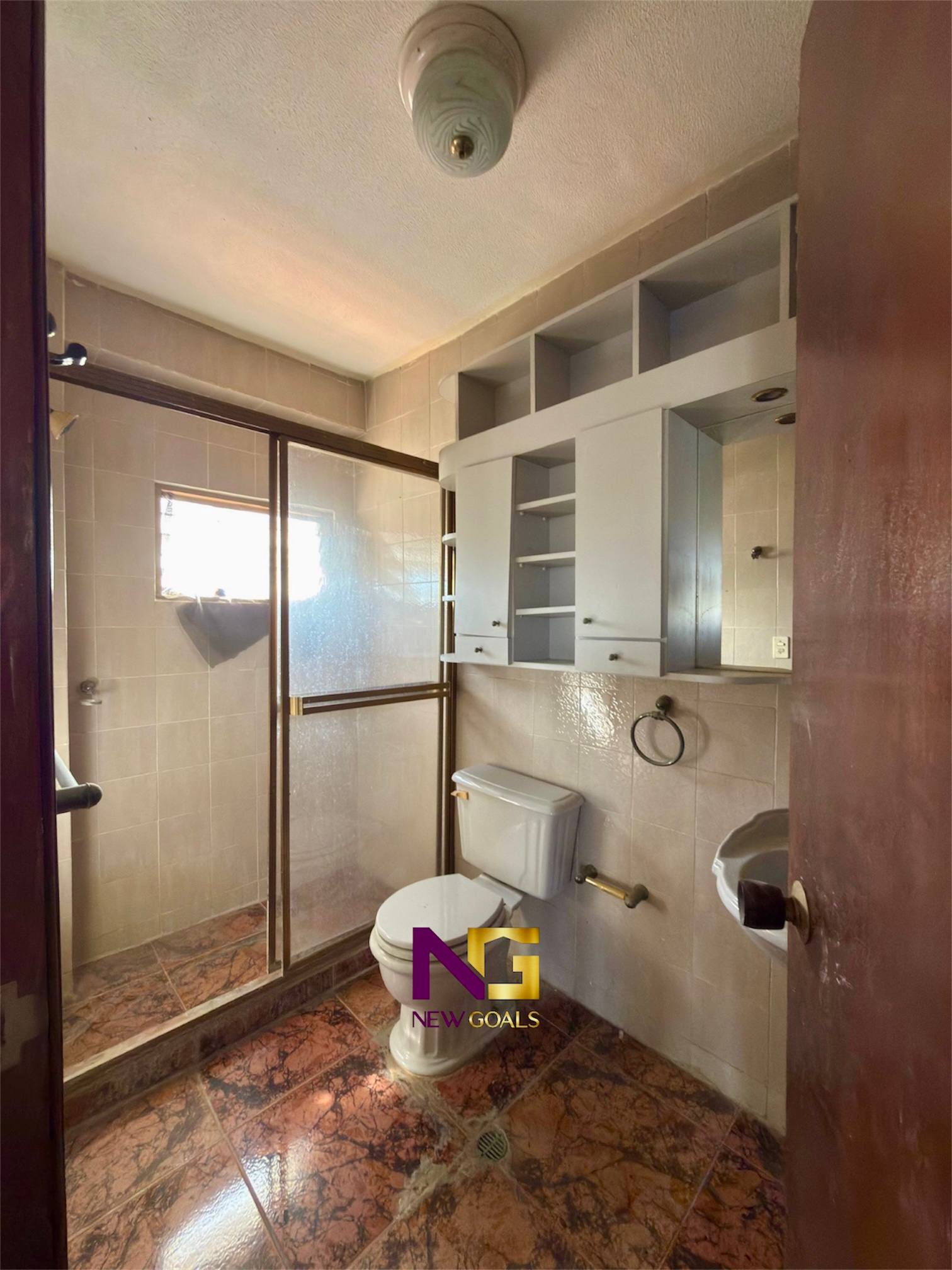 En-venta-apartamento-con-anexo-en-sabanamar-6