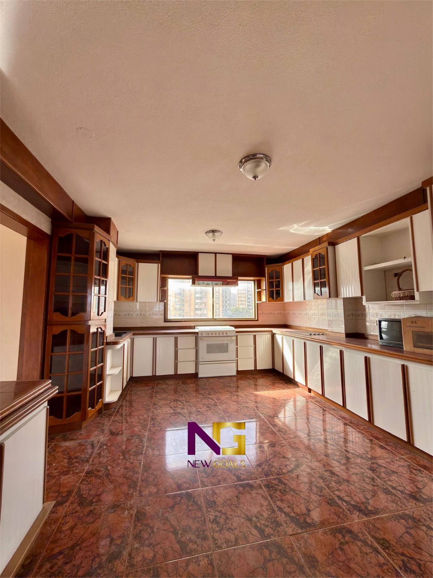 En-venta-apartamento-con-anexo-en-sabanamar-7
