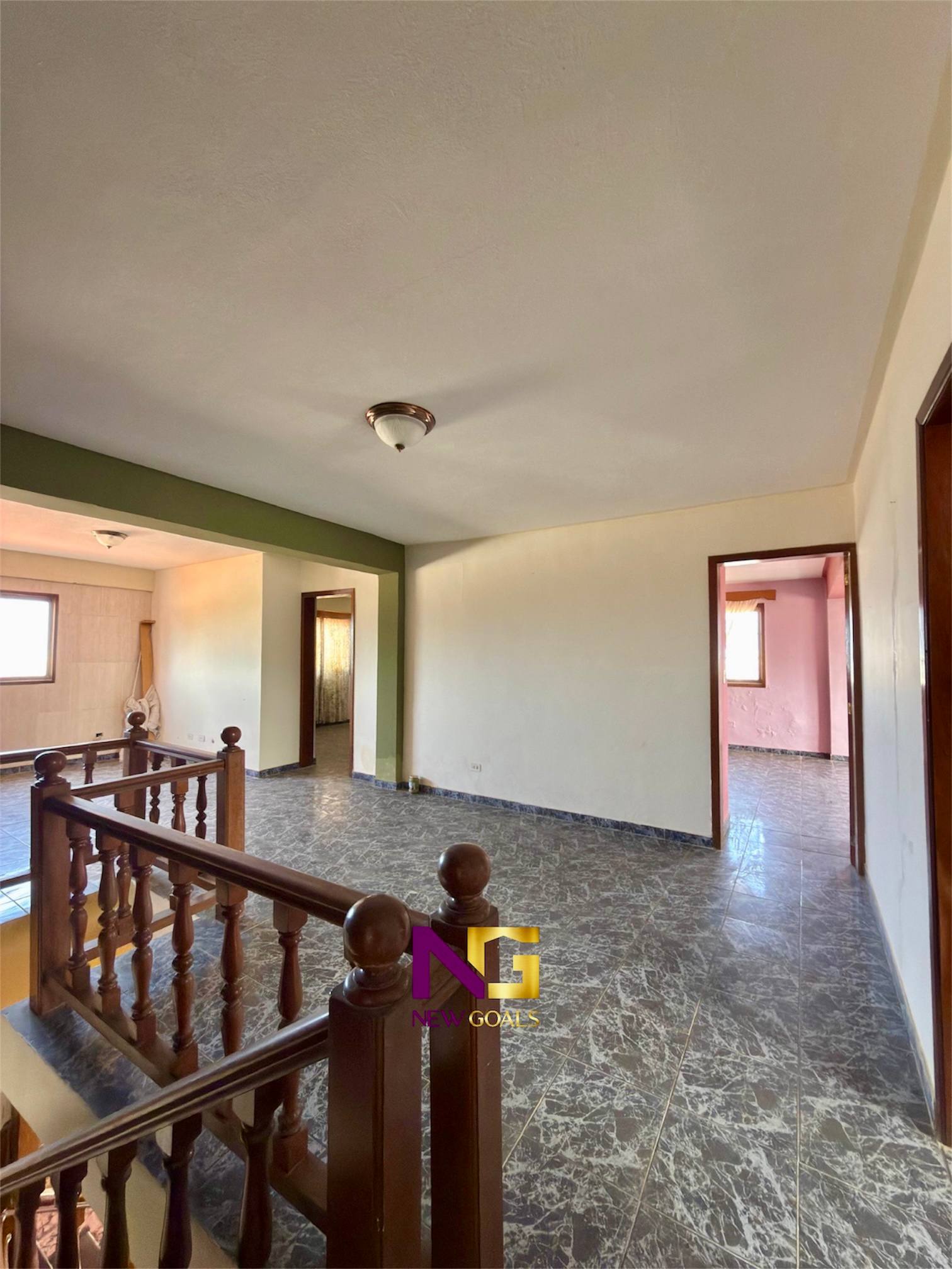 En-venta-apartamento-con-anexo-en-sabanamar-9