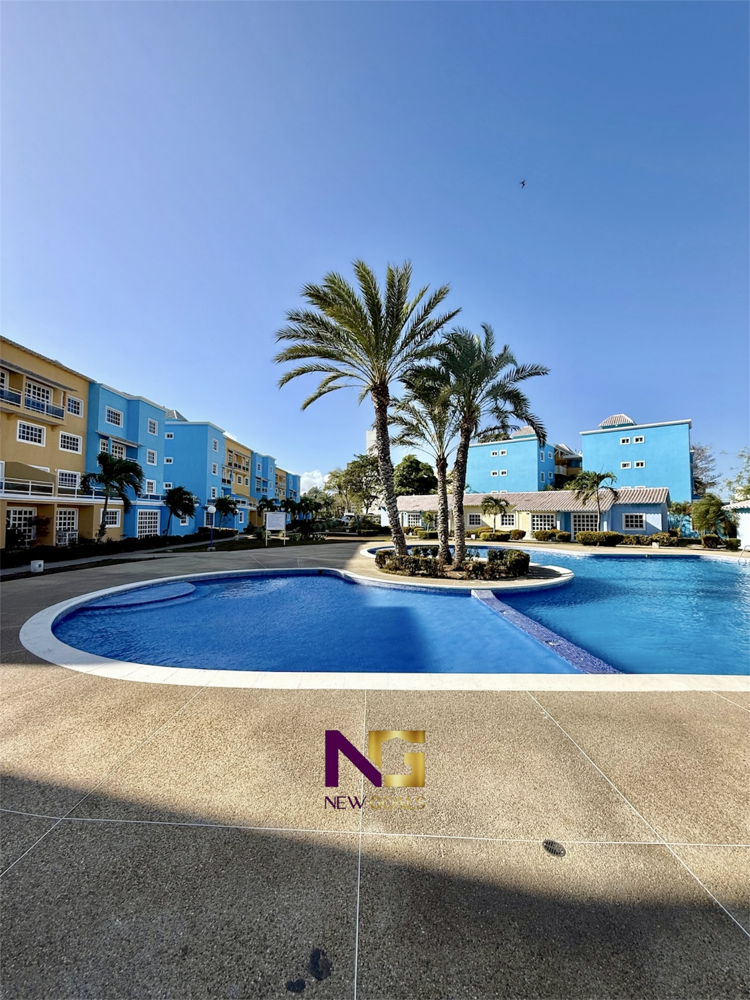 En-venta-apartamento-de-2-hab.-en-La-Marina-1