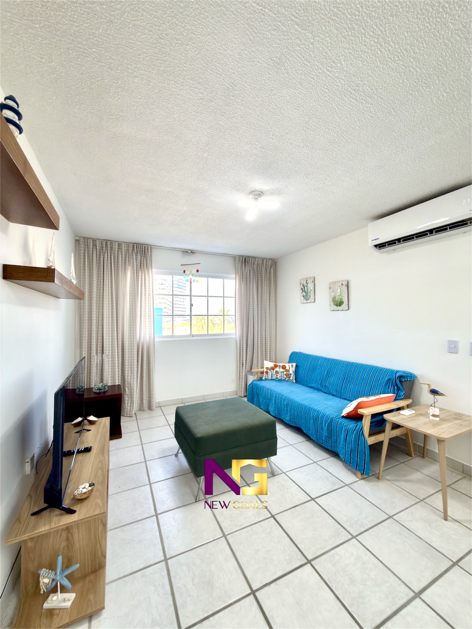 En-venta-apartamento-de-2-hab.-en-La-Marina-6