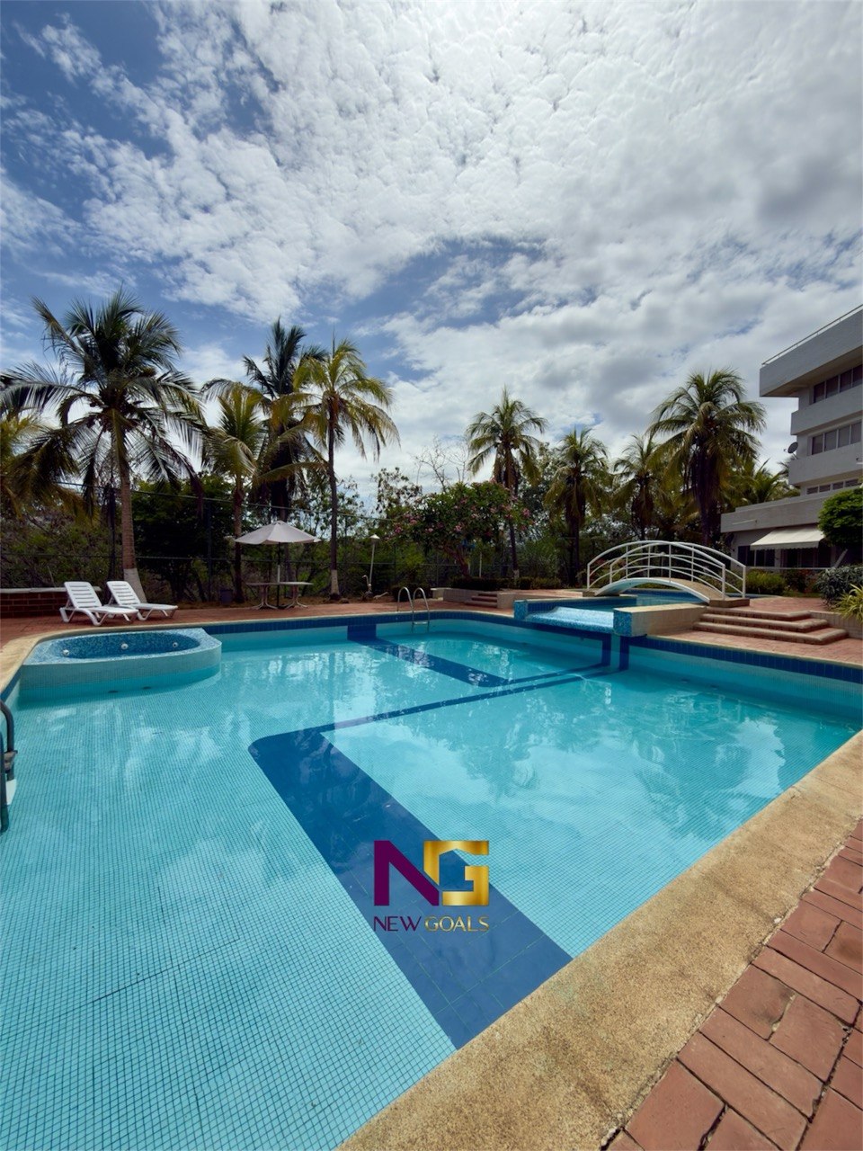 En-venta-apartamento-en-Conj.-Resd.-Costa-de-Oro-A-23-1