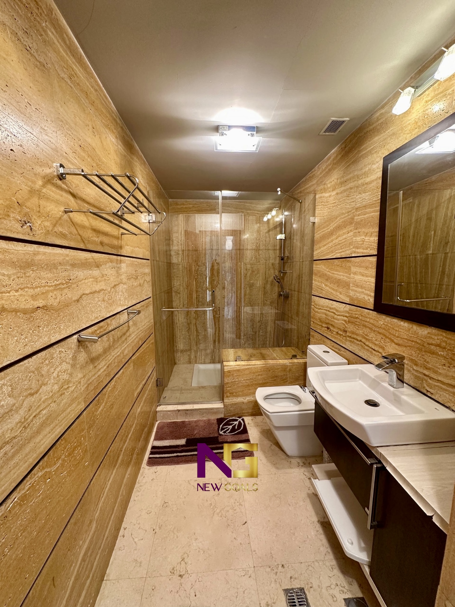 En-venta-propiedad-en-Conj.-Resd.-Royal-Crown-Porlamar-9