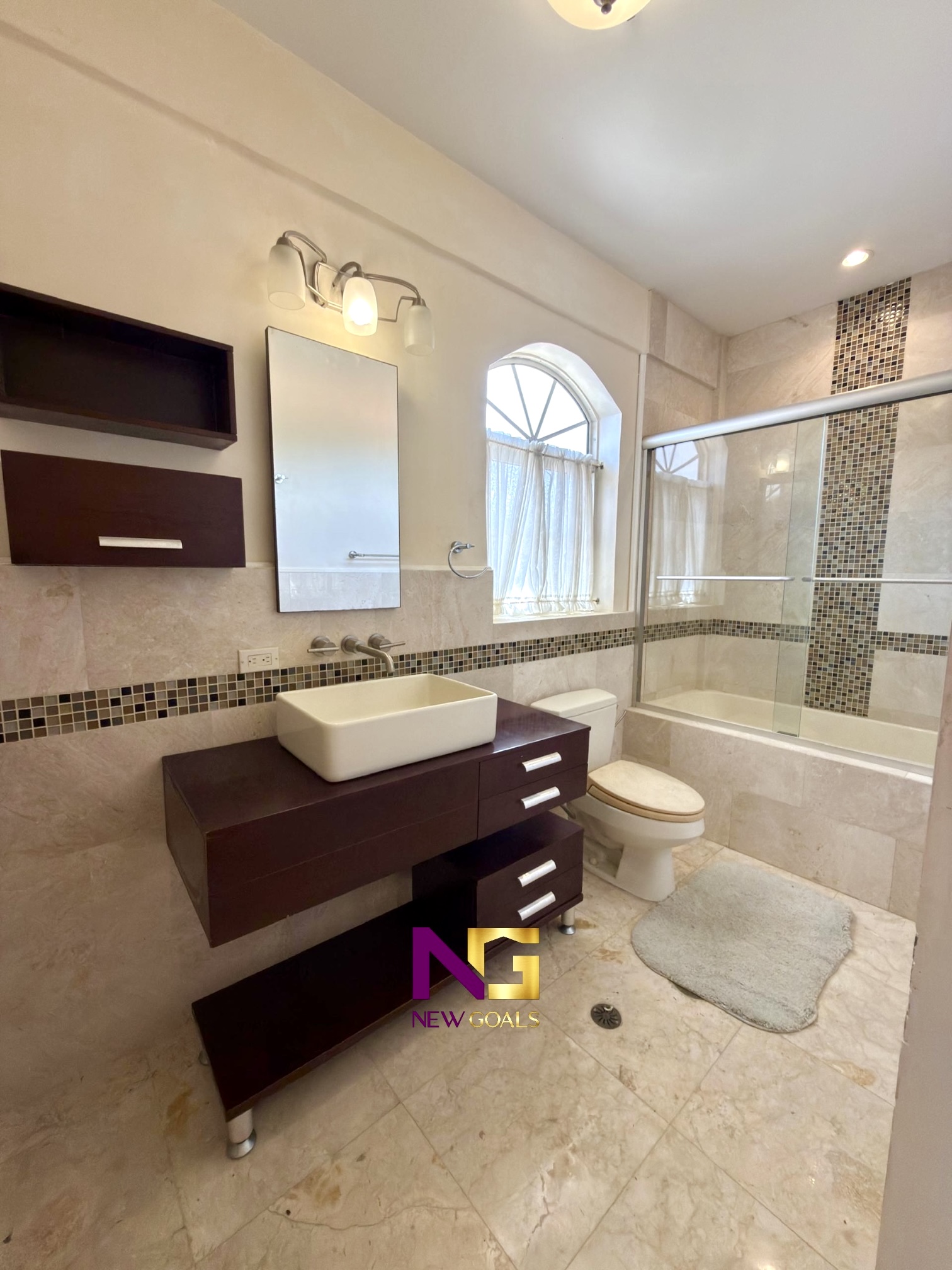 En-venta-quinta-en-Costa-Azul-Isla-de-Margarita-7