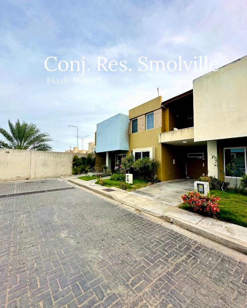 Townhouse-en-alquiler-Conj.-Res.-Smolville-TH-006-1