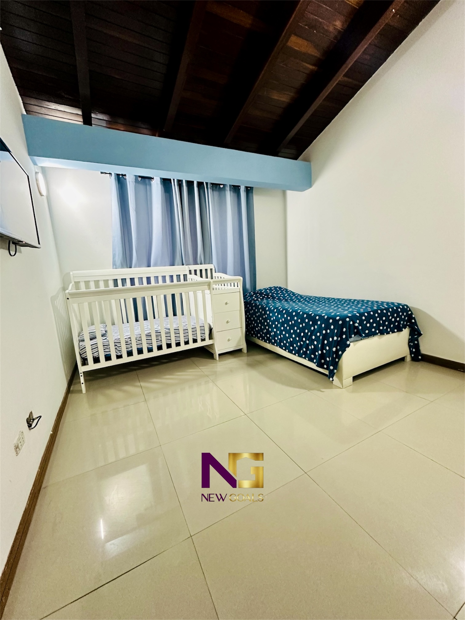 Townhouse-en-alquiler-Conj.-Res.-Smolville-TH-006-4