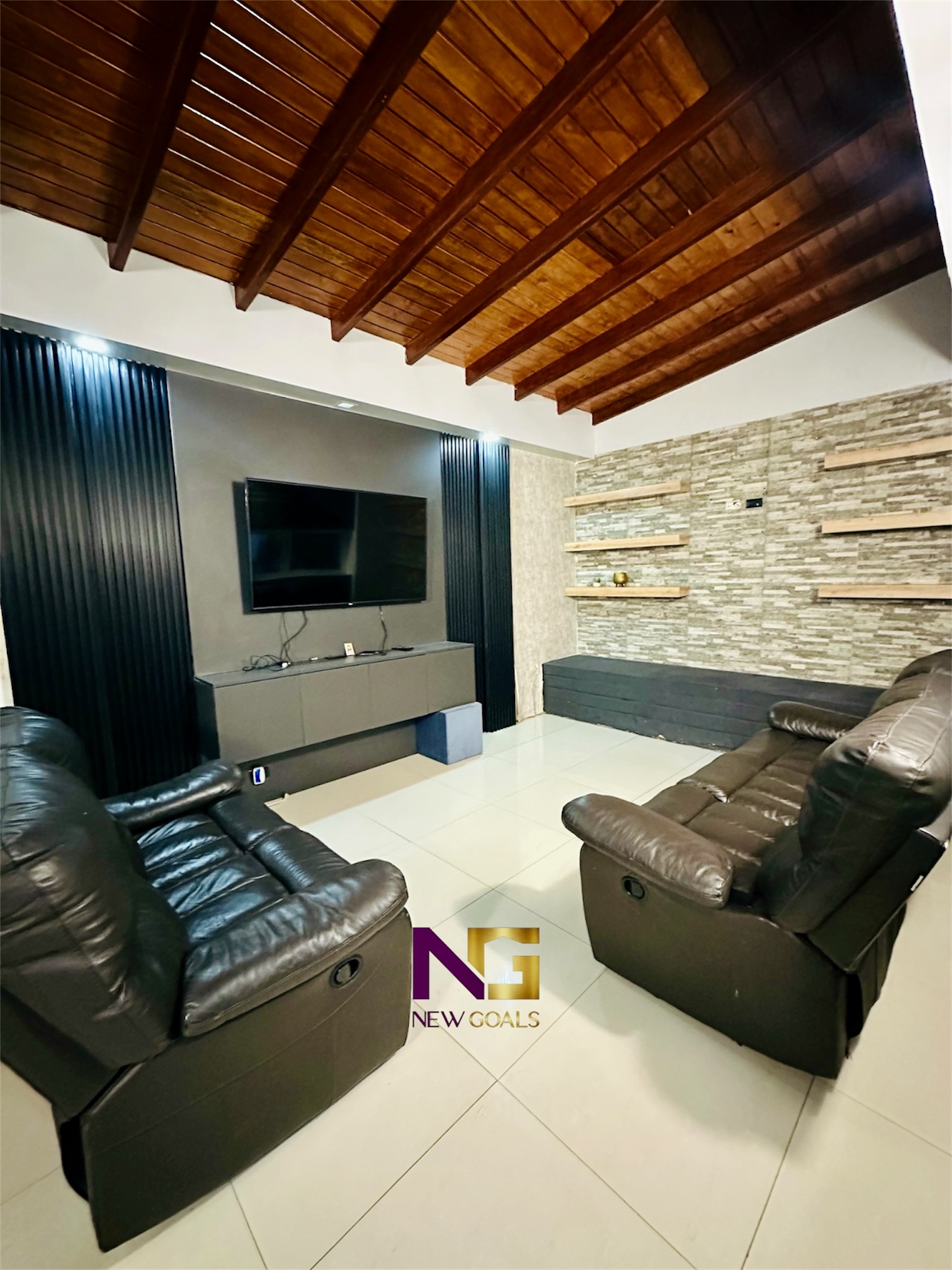 Townhouse-en-alquiler-Conj.-Res.-Smolville-TH-006-5