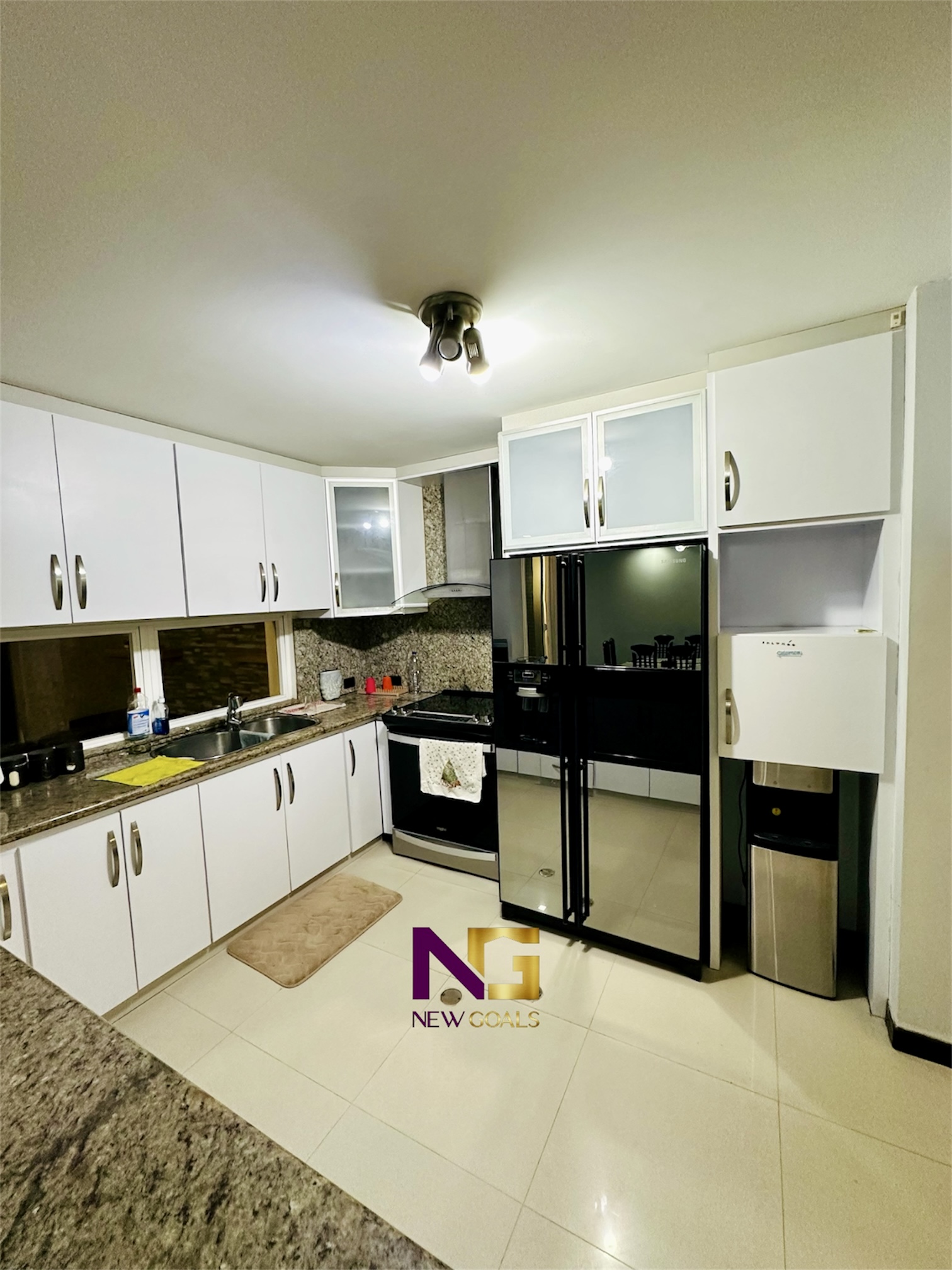 Townhouse-en-alquiler-Conj.-Res.-Smolville-TH-006-6