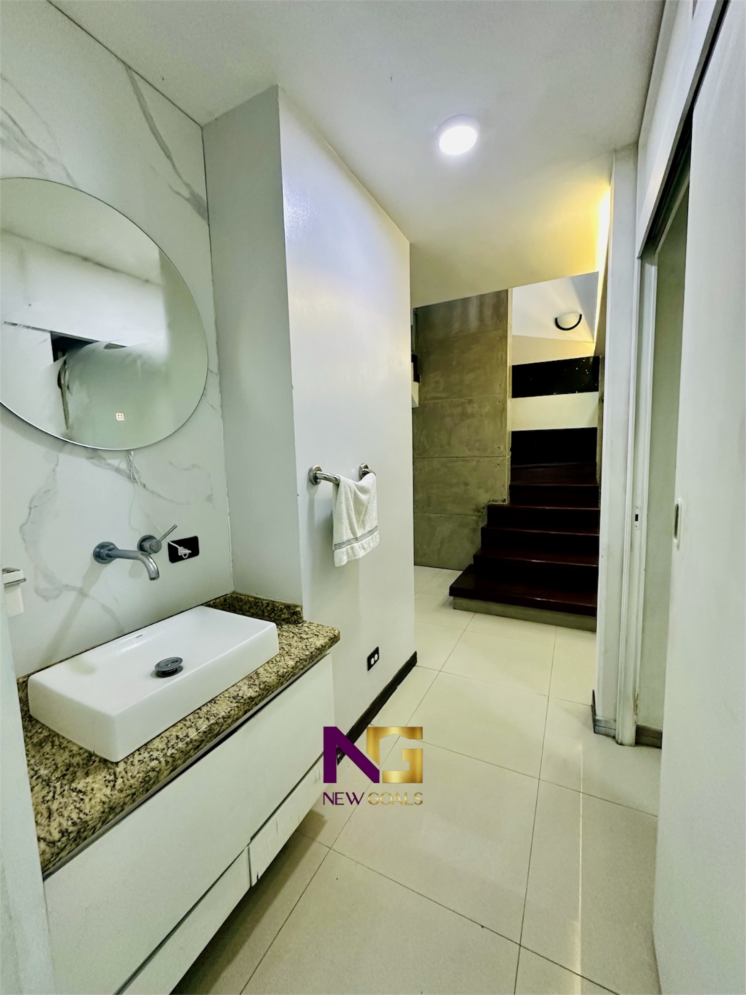 Townhouse-en-alquiler-Conj.-Res.-Smolville-TH-006-8