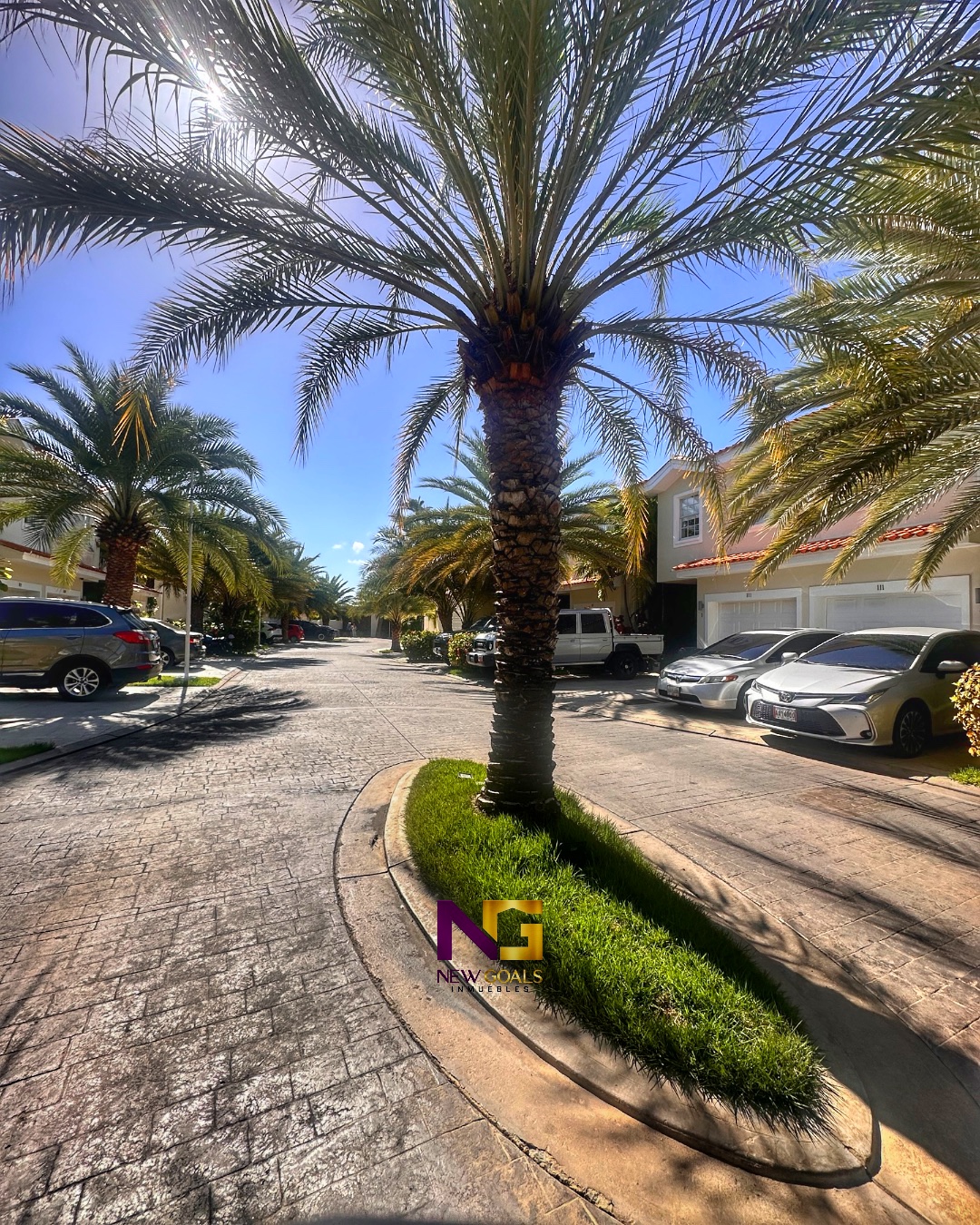 En-venta-TH-en-Conj.-Resid.-Atlantis-en-Pampatar-3