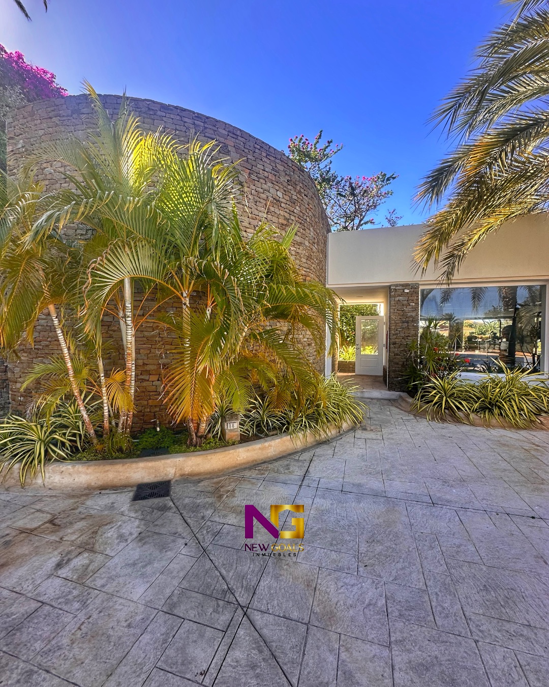 En-venta-TH-en-Conj.-Resid.-Atlantis-en-Pampatar-4