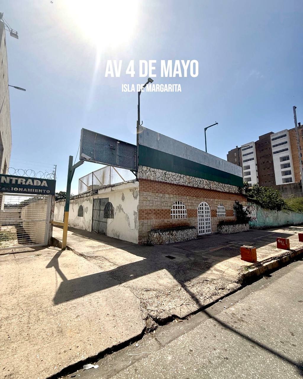 En-venta-local-comercial-con-anexo-en-la-4-de-Mayo-2