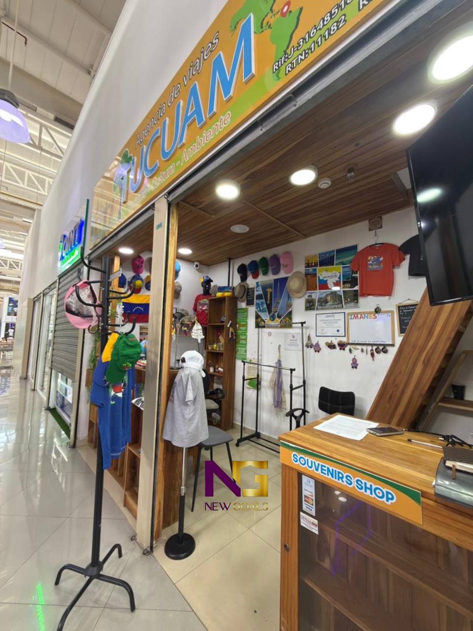 En-venta-local-comercial-en-Mercado-la-Isla-2