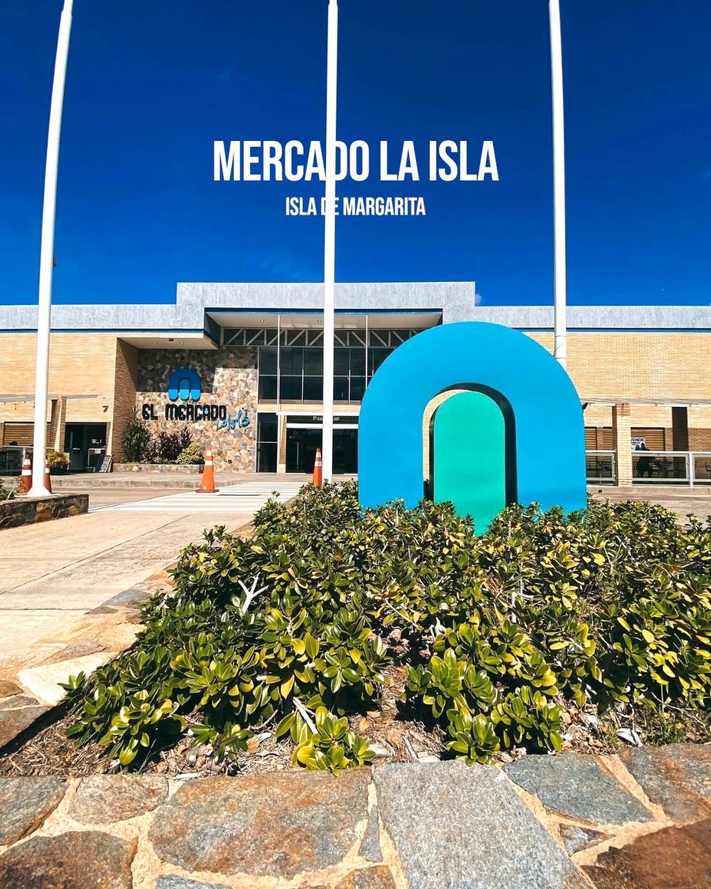 En-venta-local-comercial-en-Mercado-la-Isla-4