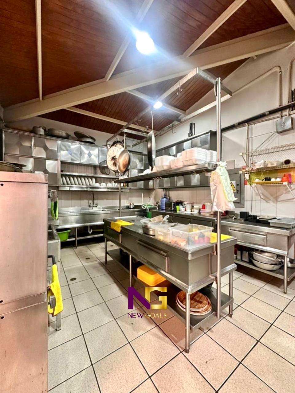 En-venta-local-comercial-para-restaurante-en-playa-moreno-6