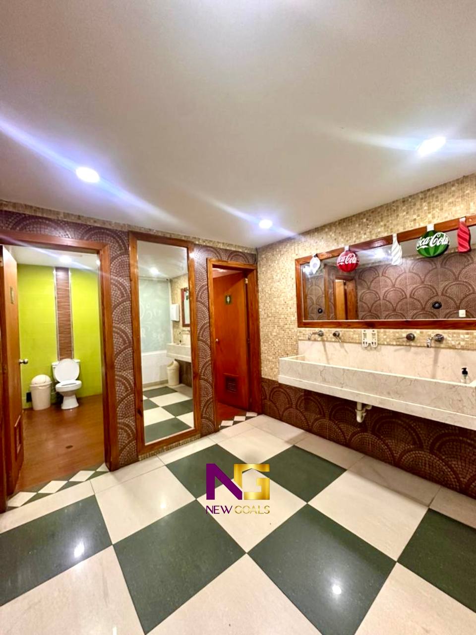 En-venta-local-comercial-para-restaurante-en-playa-moreno-8