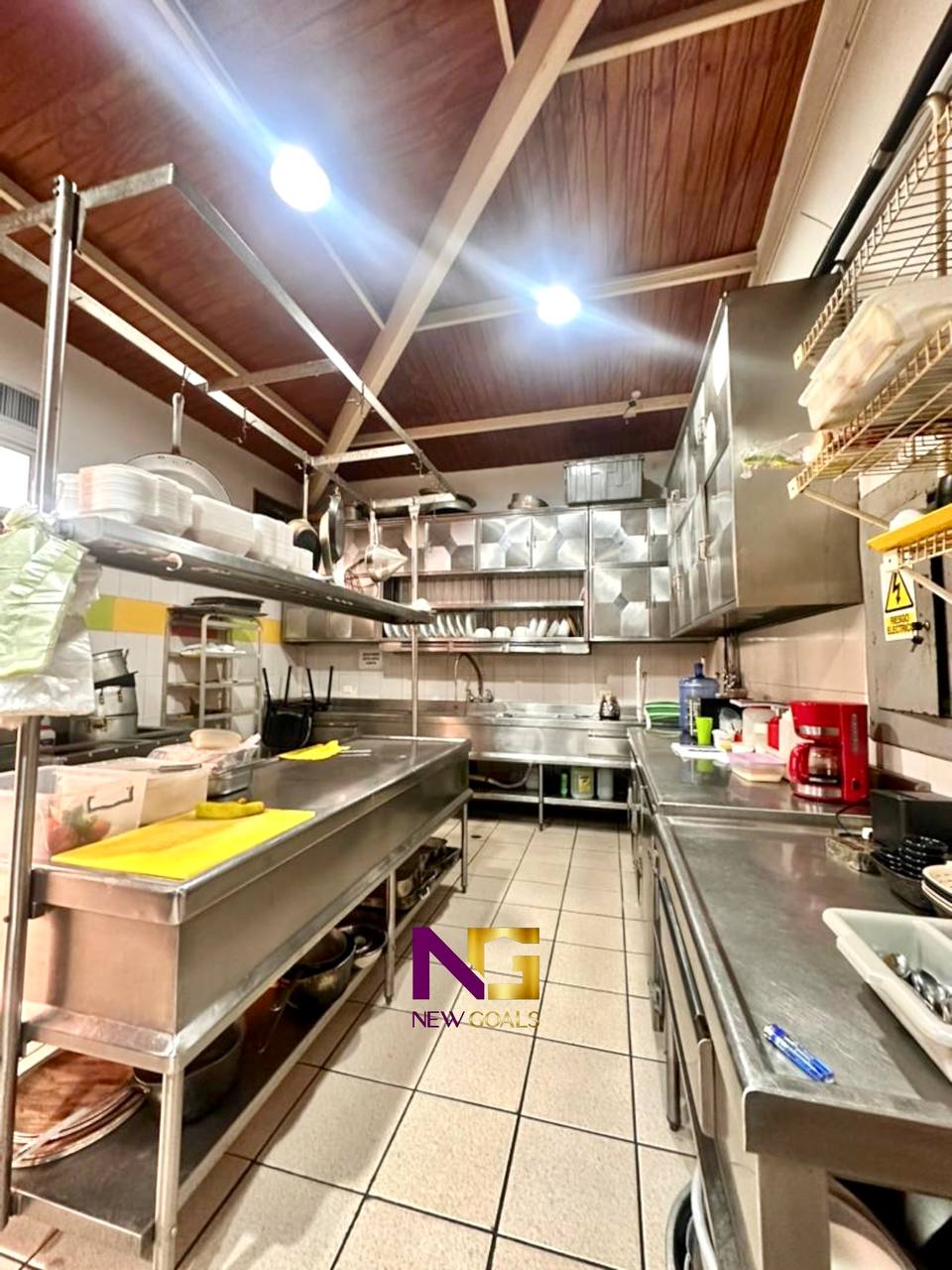 En-venta-local-comercial-para-restaurante-en-playa-moreno-9